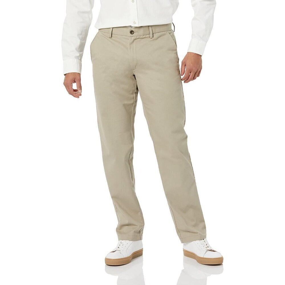 Men's Straight-Fit Wrinkle-Resistant Flat-Front Chino Pant